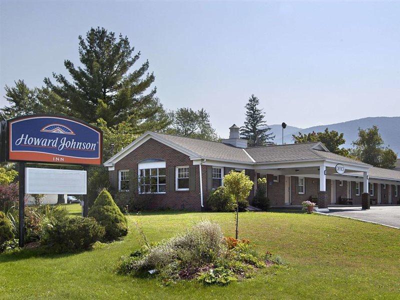 Howard Johnson By Wyndham Уильямстаун Экстерьер фото